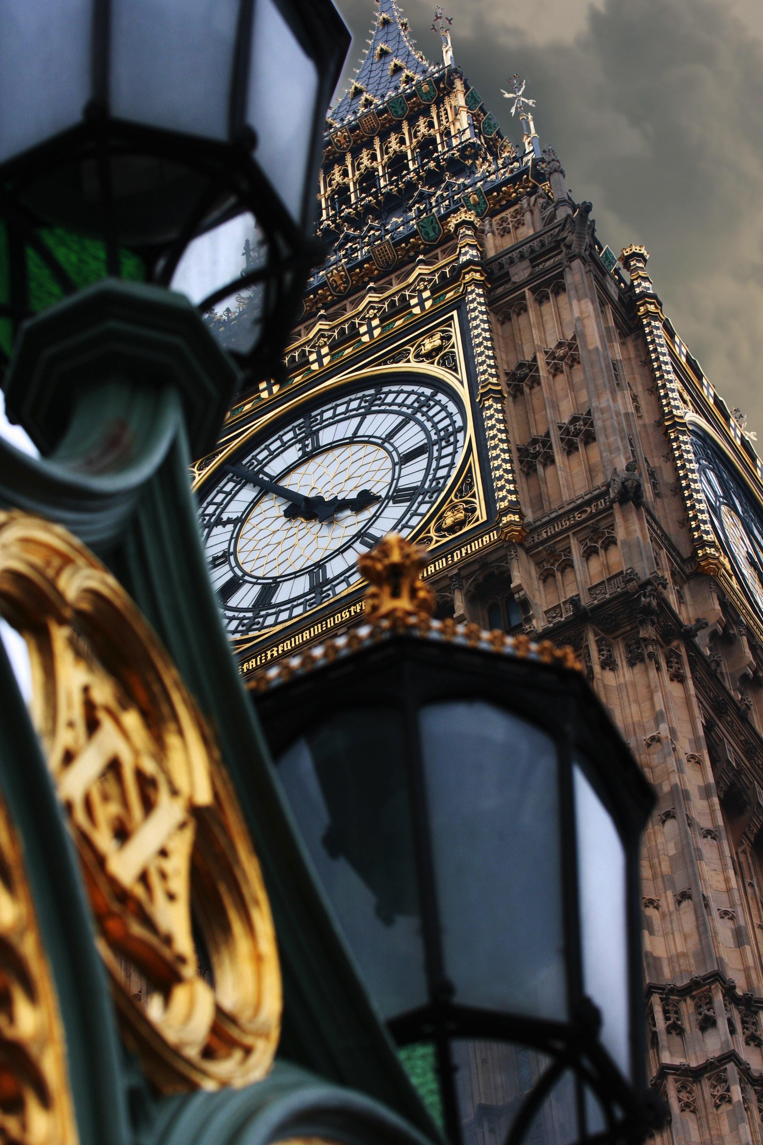2592x3888 Wallpaper / torre london historian briton city big ben 4k wallpaper