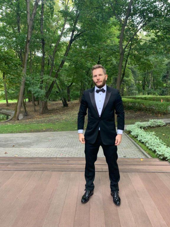 576x768 From Getting An Admission In Harvard Business School To Learning Investment Banking, Read How Andrej Rusakov Climbed The Ladder Of Success!