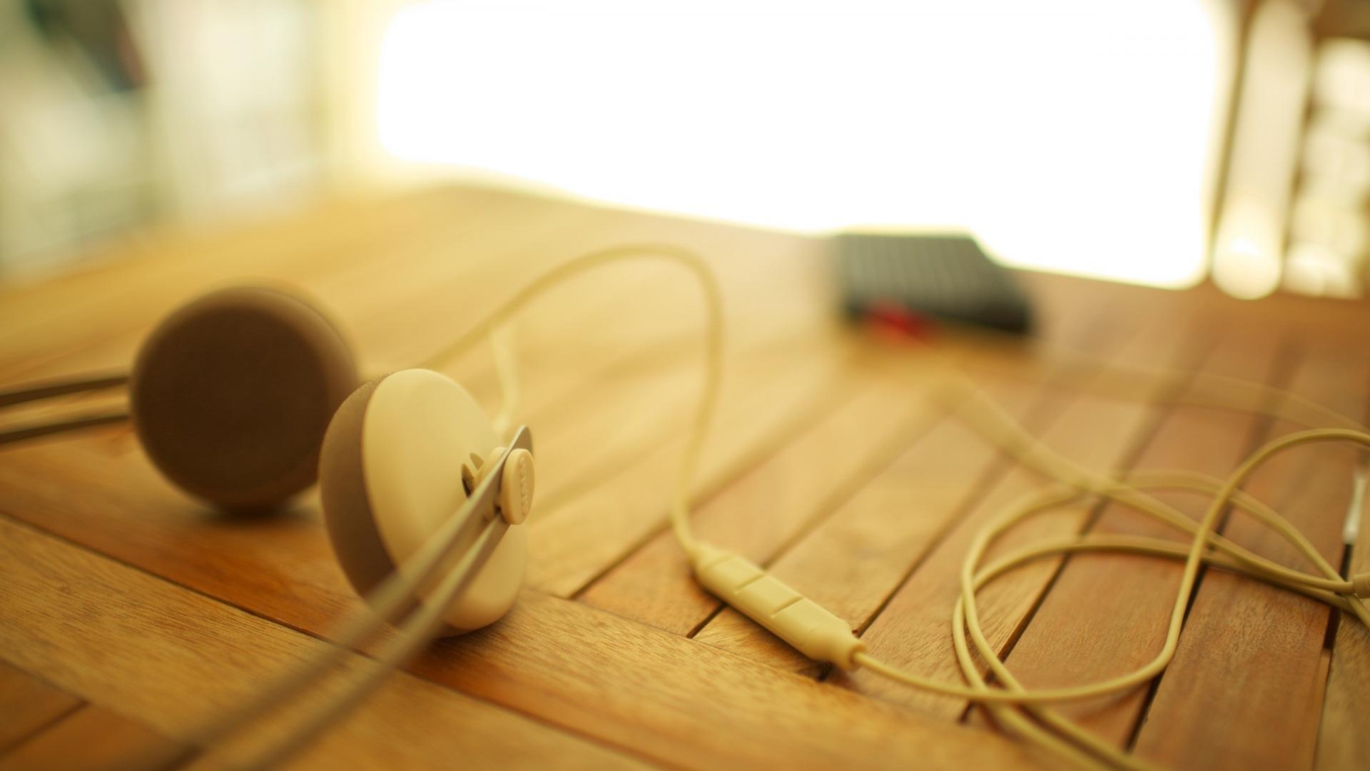 Earphone HD Wallpapers - Top Free Earphone HD Backgrounds - WallpaperAccess