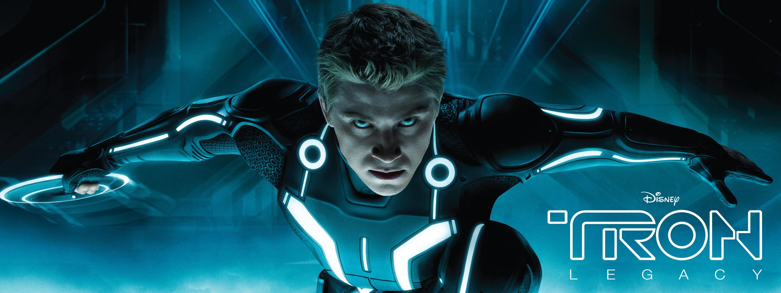 3200x1200 Tron Legacy 2010 Multi Monitor Wallpaper