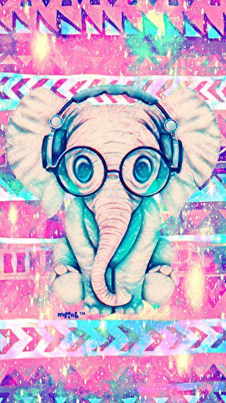 750x1334 Cute Elephant Wallpaper