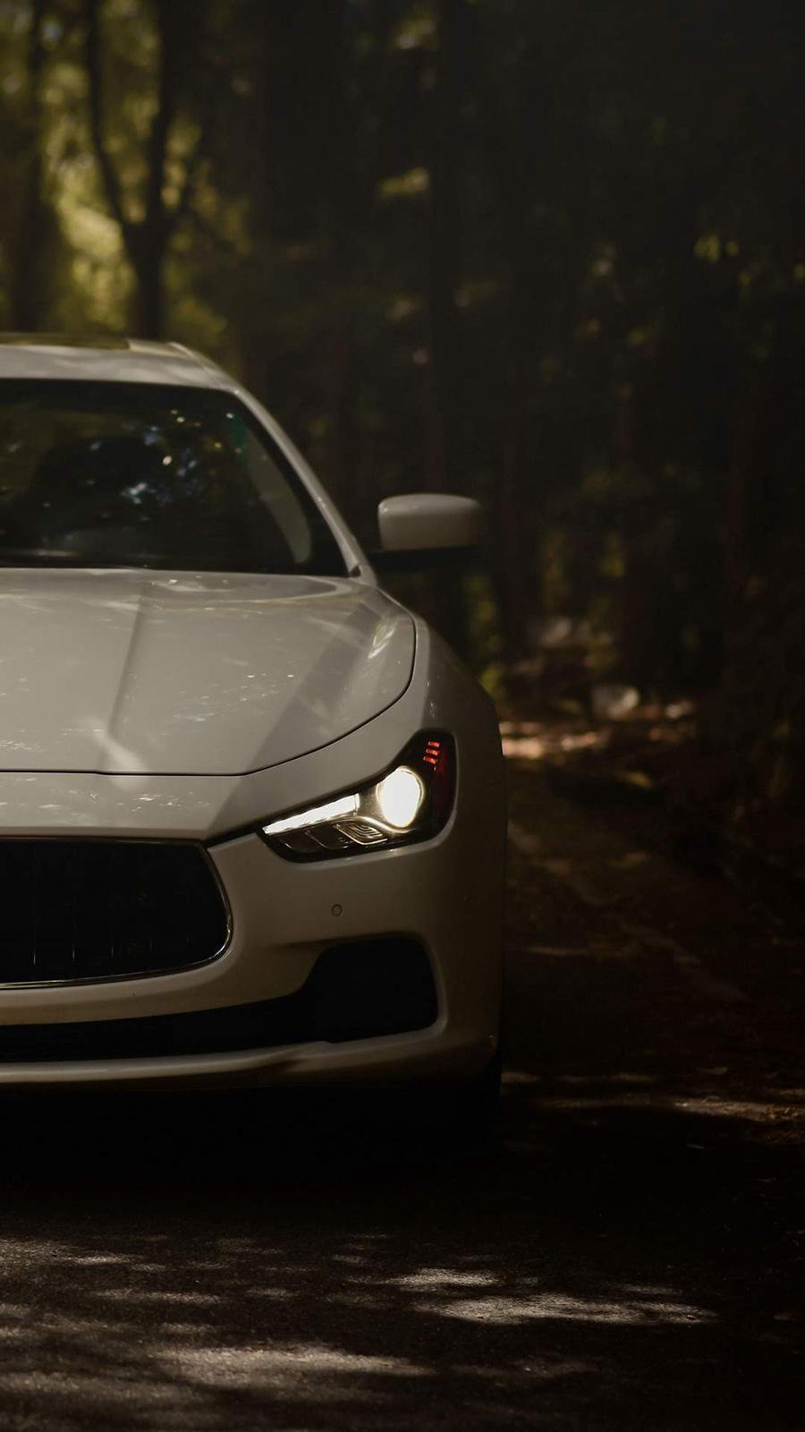 900x1600 Maserati Car Wallpaper for Mobile Free Download