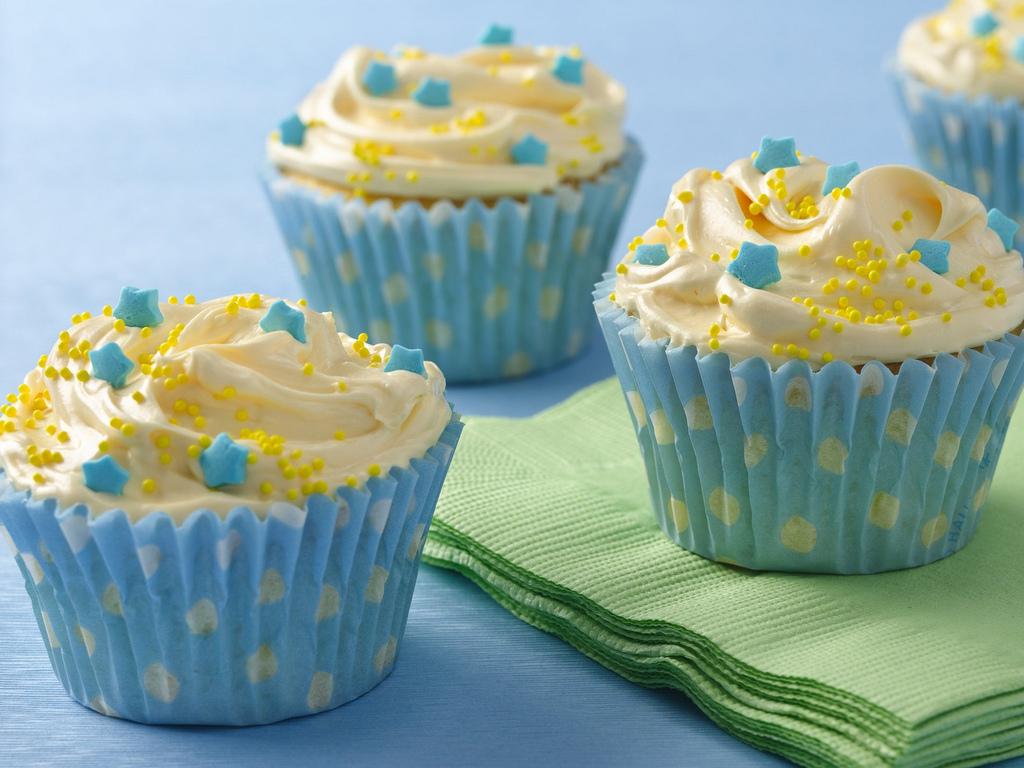 1024x768 Cupcakes Selahblue (cynti19) Wallpaper