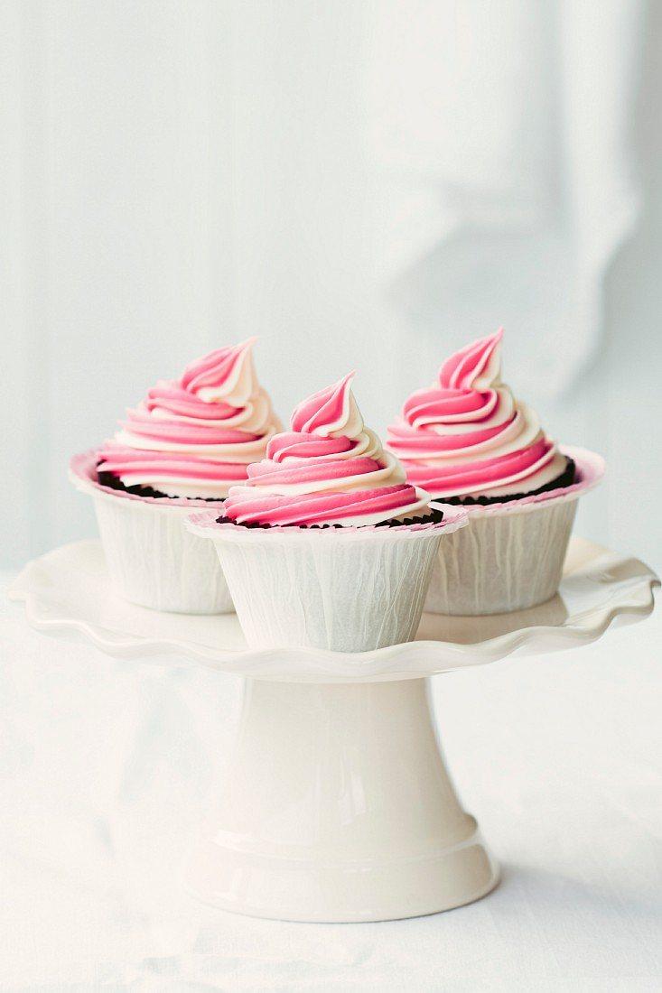 733x1100 Raspberry ripple cupcakes on a cakestand