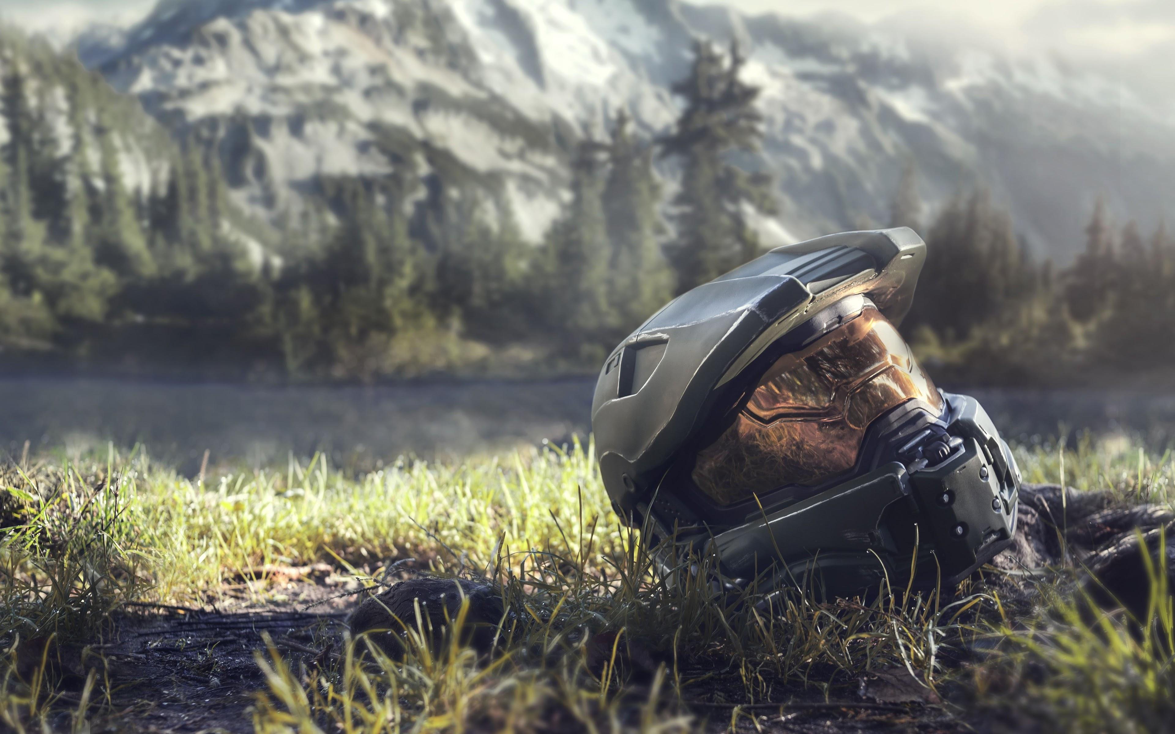 3840x2400 Halo Infinite Master Chief Helmet 8K Wallpaper