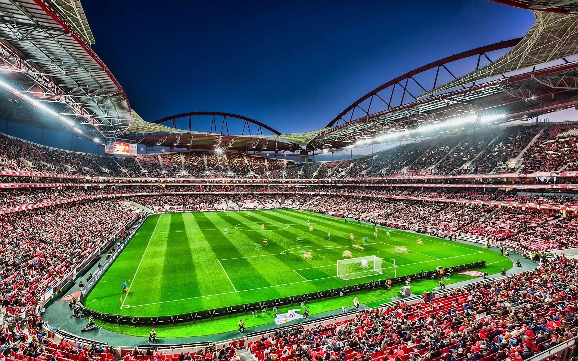 Стадионы 1 8. Лиссабон стадион футбол. Бенфика стадион. Визела Португалия стадион. Стадион 'Estadio da luz' в Лиссабоне.