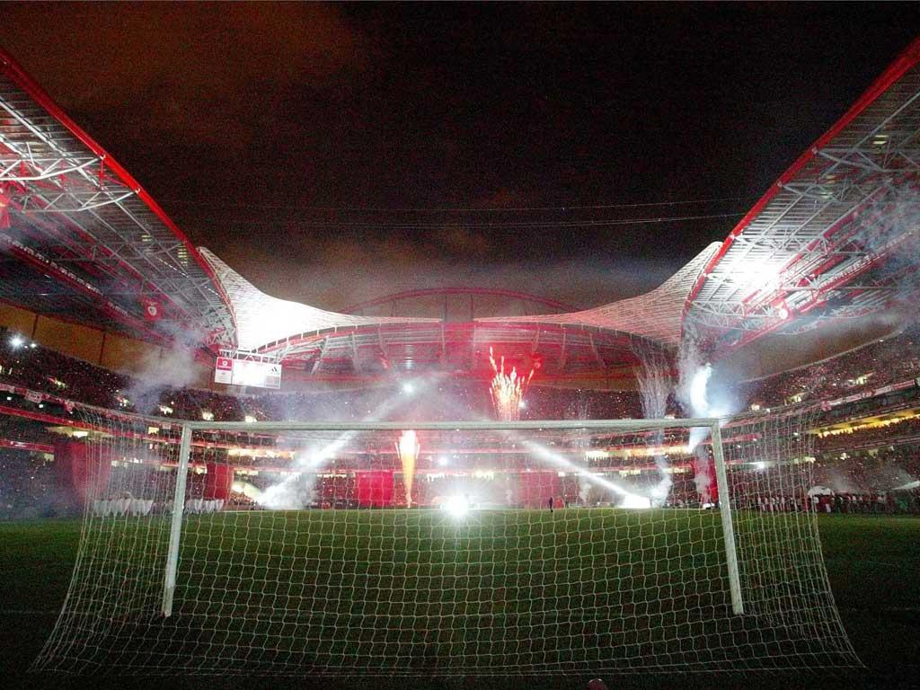 1024x768 Estádio da Luz completa 15 anos: as recordações de alguns jogadores