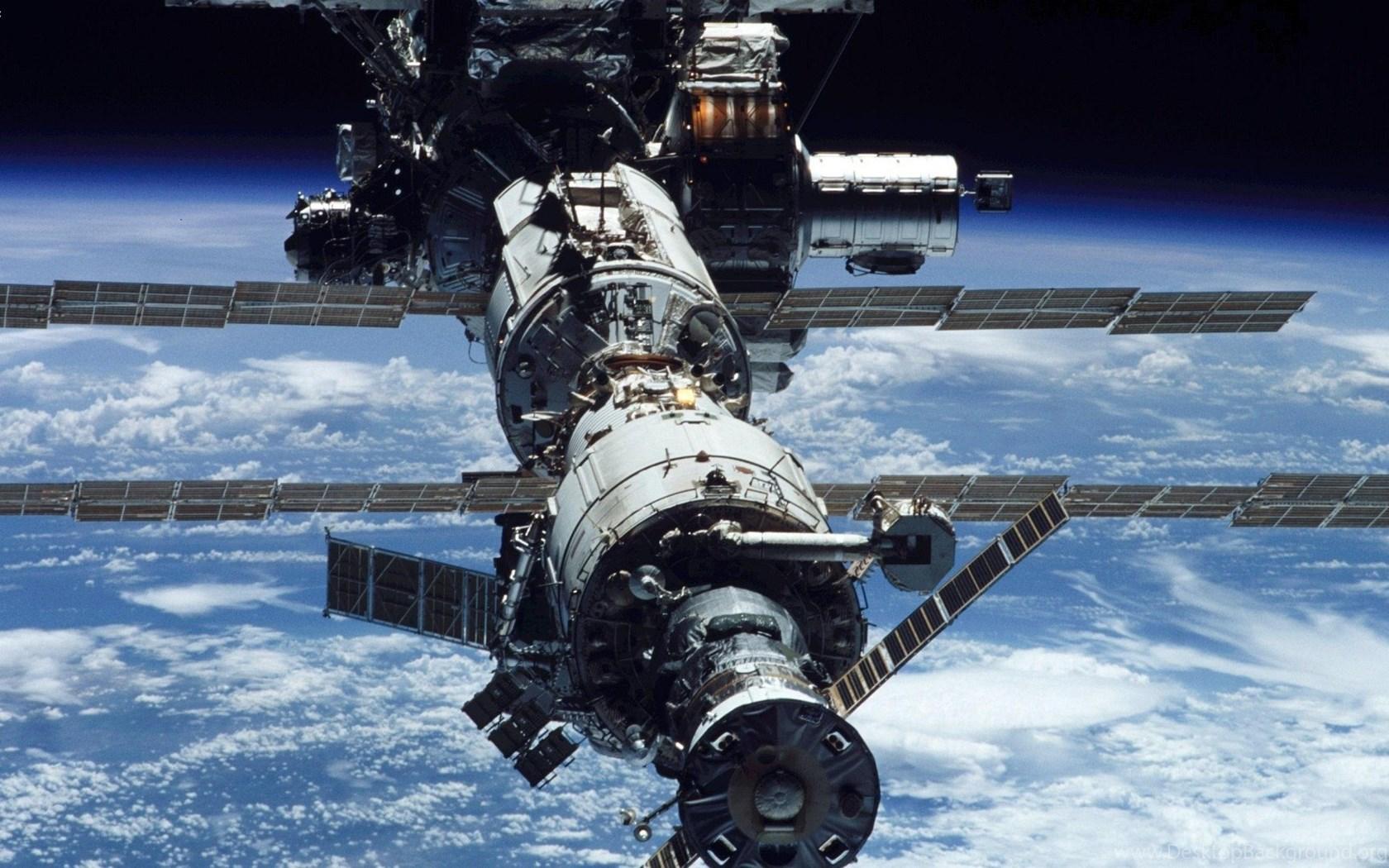1680x1050 Iss Space Station Wallpaper Pics About Space Desktop Background
