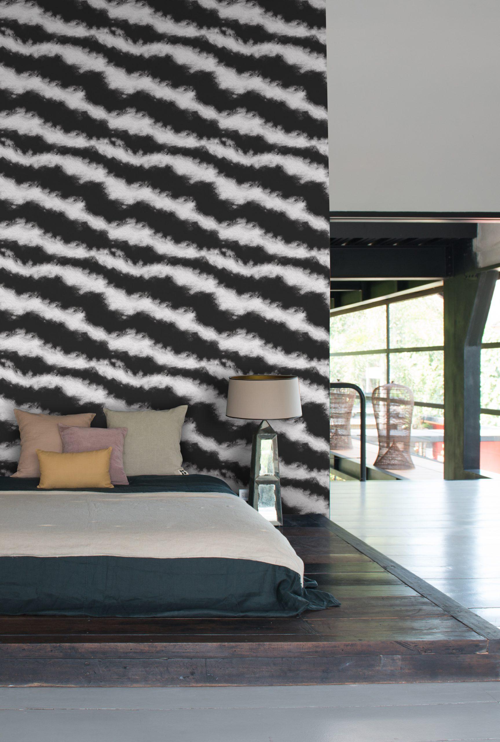 1727x2560 Black & White Modern Statement Stripe Wallpaper