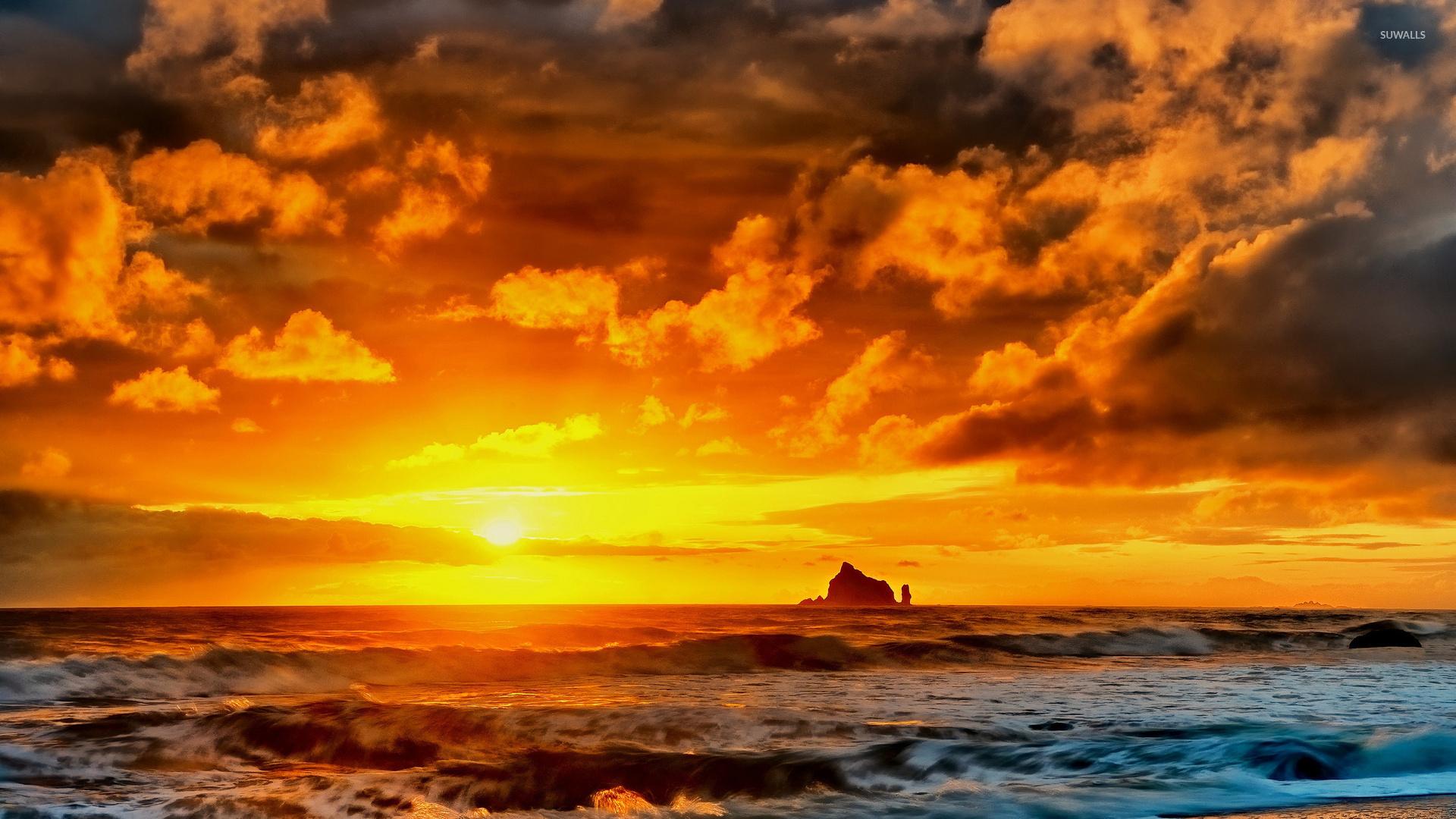1920x1080 Beautiful clouds at sunset wallpaper wallpaper