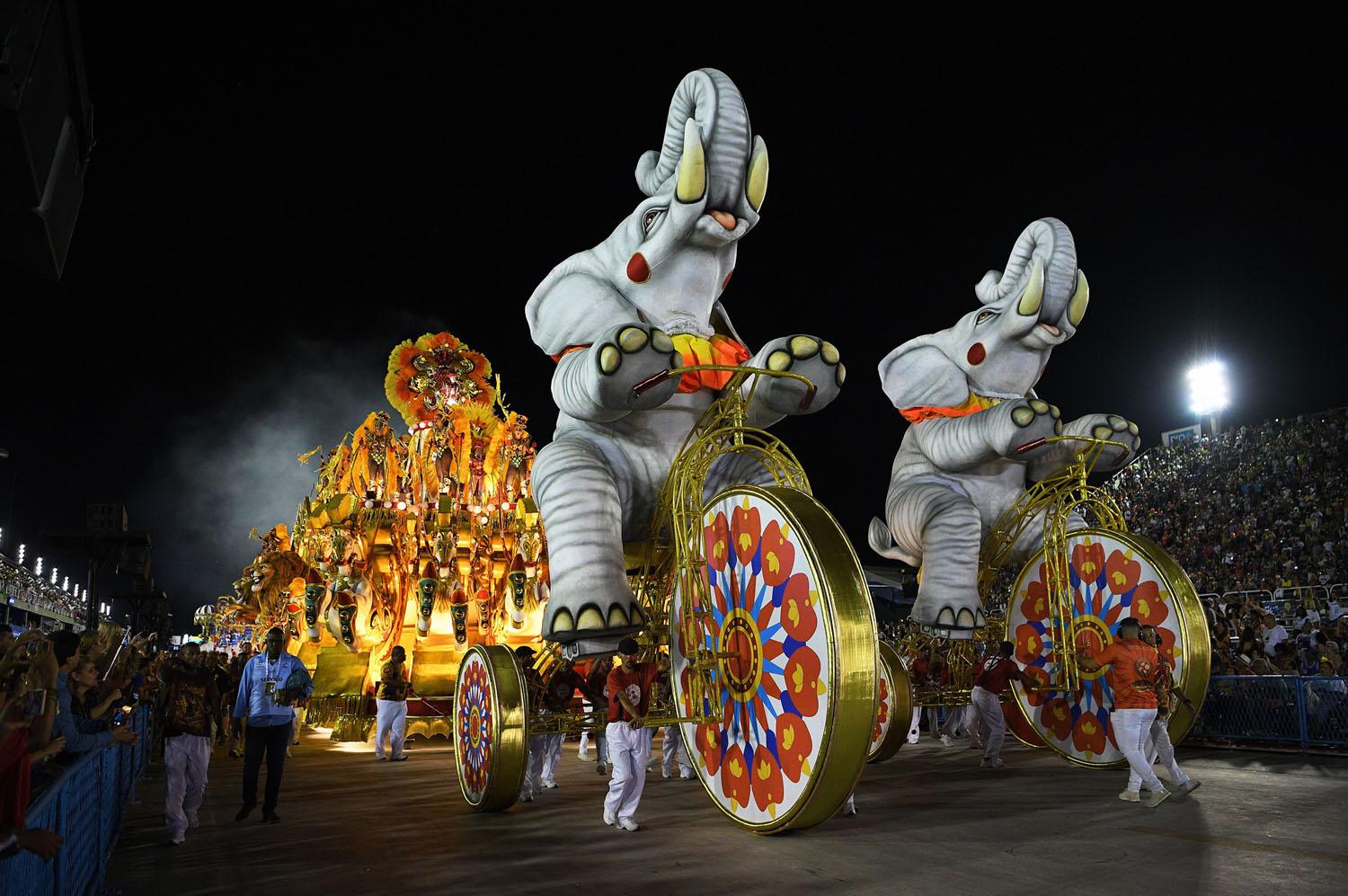 1500x997 Brazil Carnival 2020 in Photo