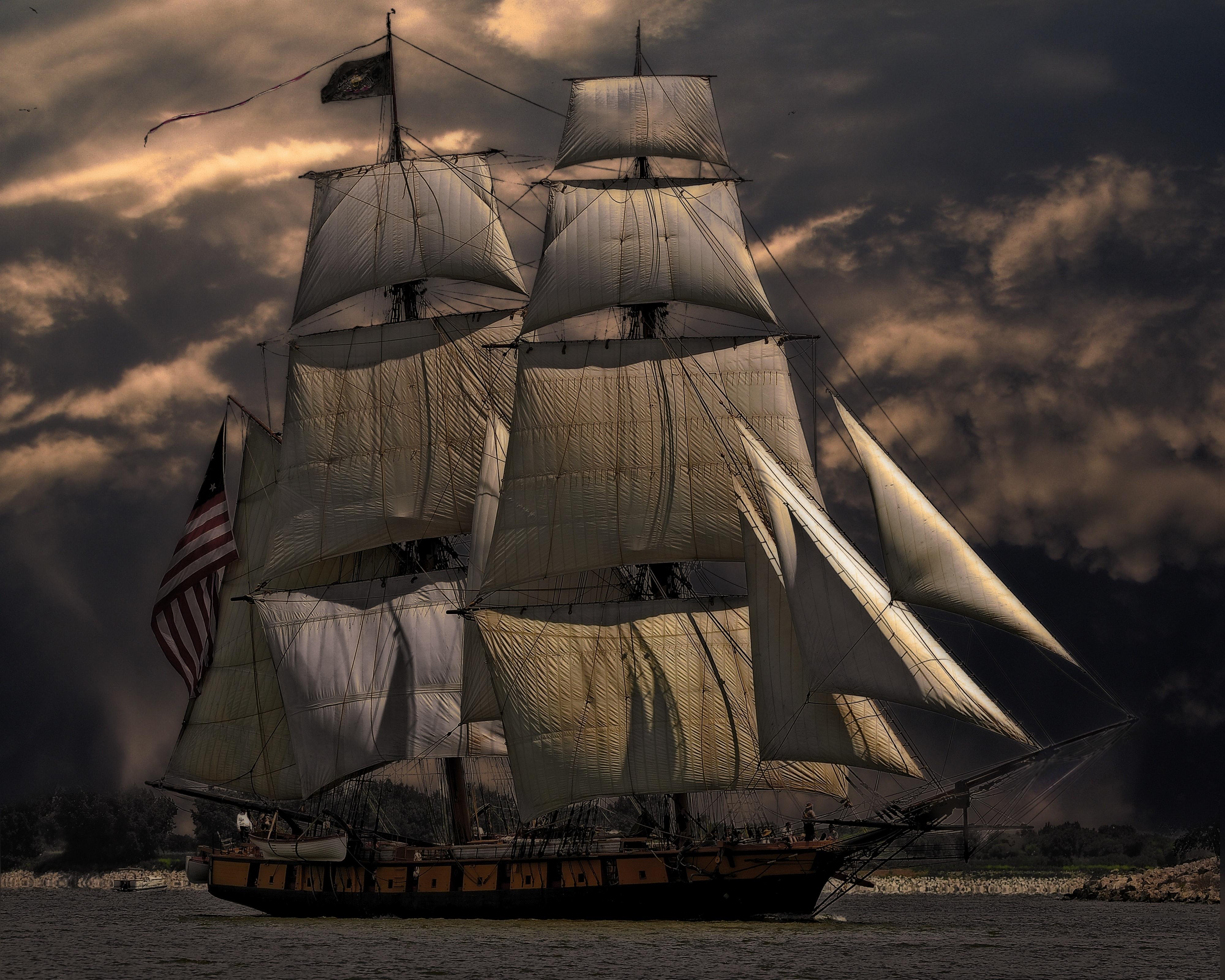 4000x3200 White and Brown Galleon Ship · Free