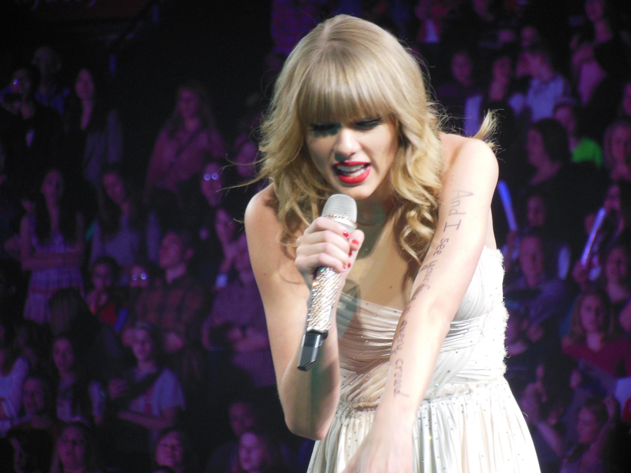 2048x1536 Taylor Swift Tour