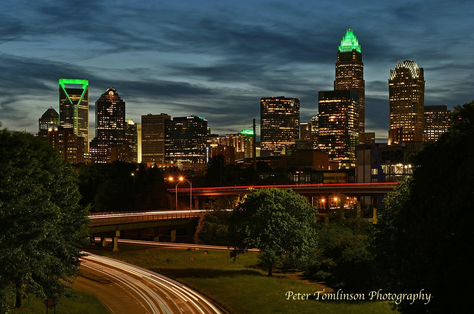 1514x1005 Charlotte Skyline Lit up Green Honoring UNCC: Archival Print