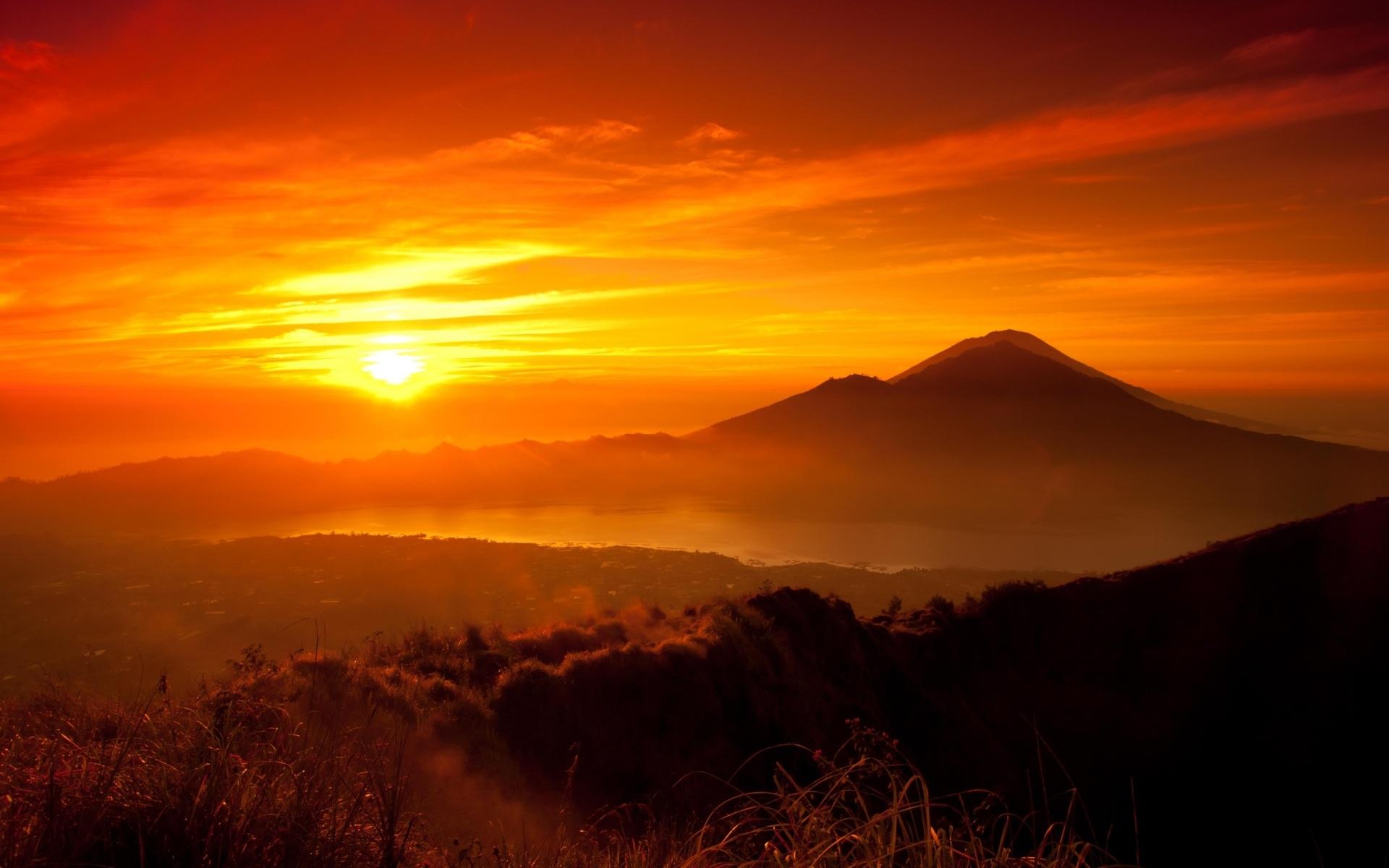 1920x1200 Sunrise mountain wallpaperx1200
