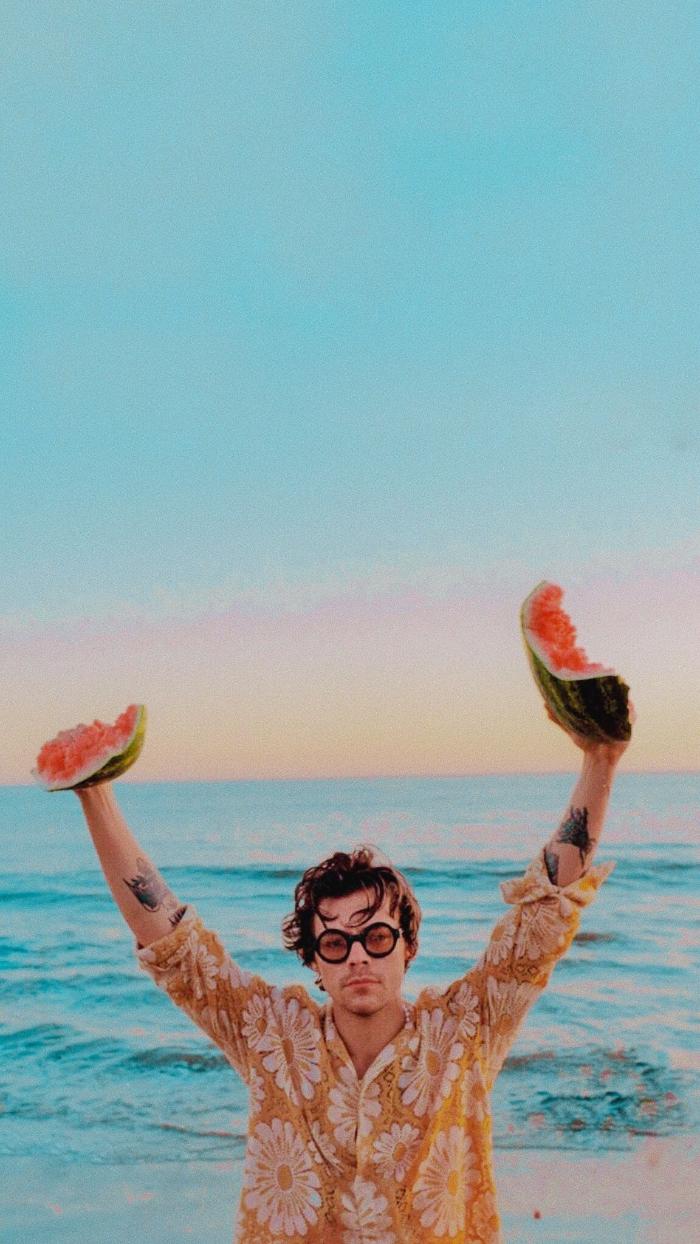 700x1244 for a Cool Harry Styles Wallpaper for Your Phone