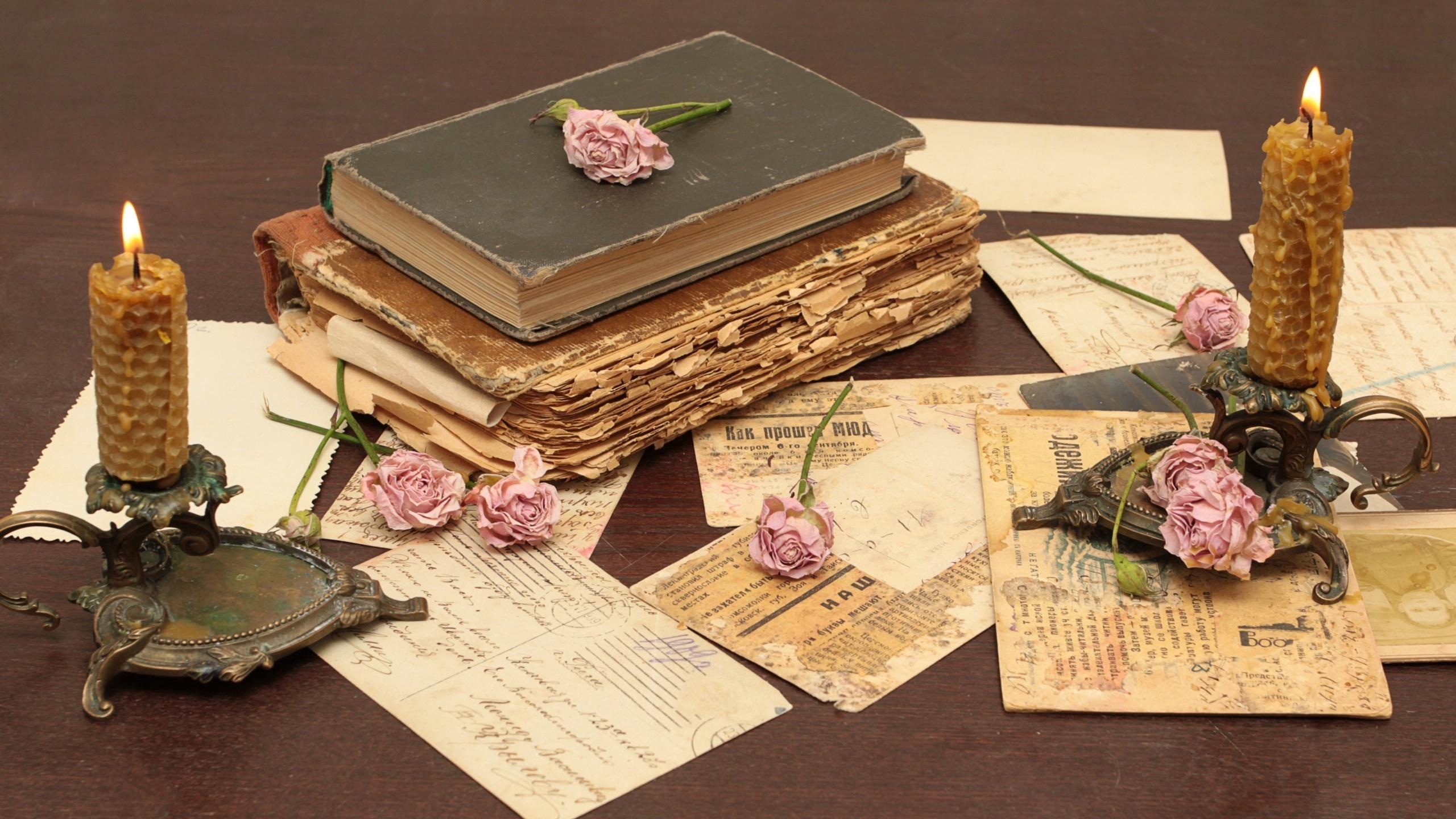 2560x1440 Wallpaper Table, Books, Flowers, Vintage
