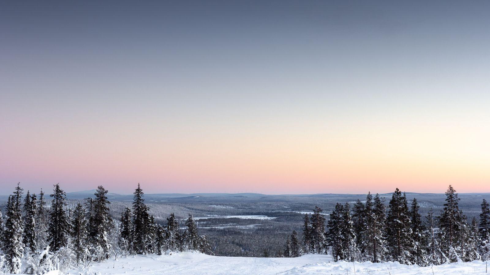 1600x900 Download wallpaper 1600x900 winter, horizon, snow, sky, levi, finland widescreen 16:9 HD background