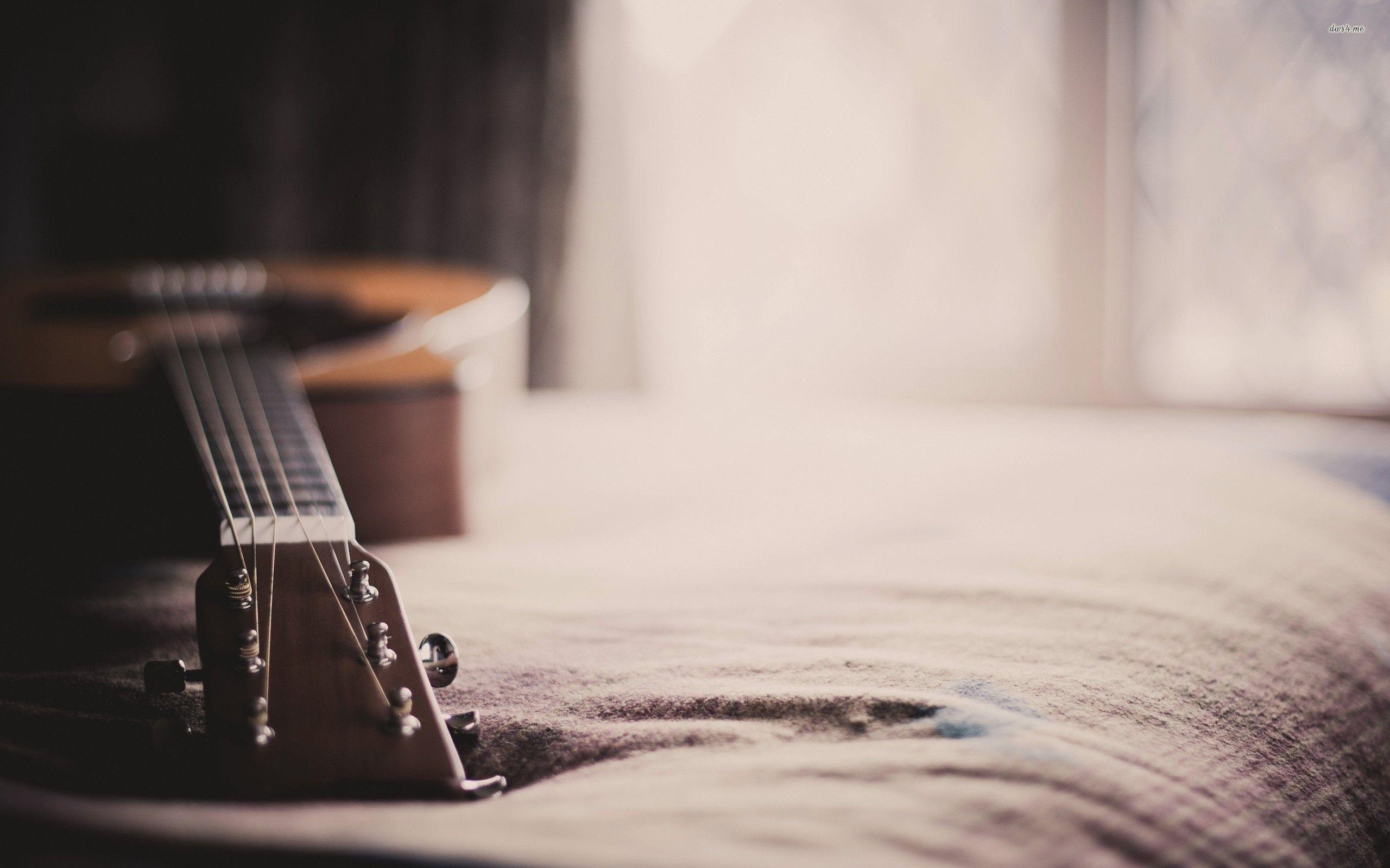 2560x1600 Martin Guitar Wallpaper