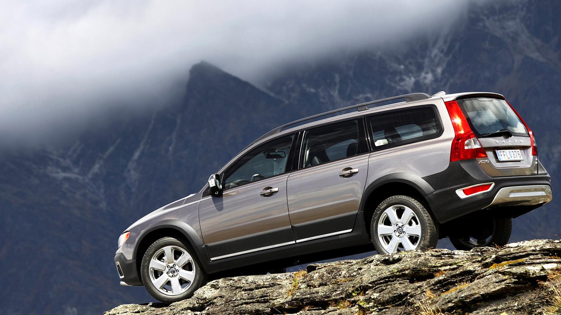 1920x1080 Volvo XC70 Wallpaper