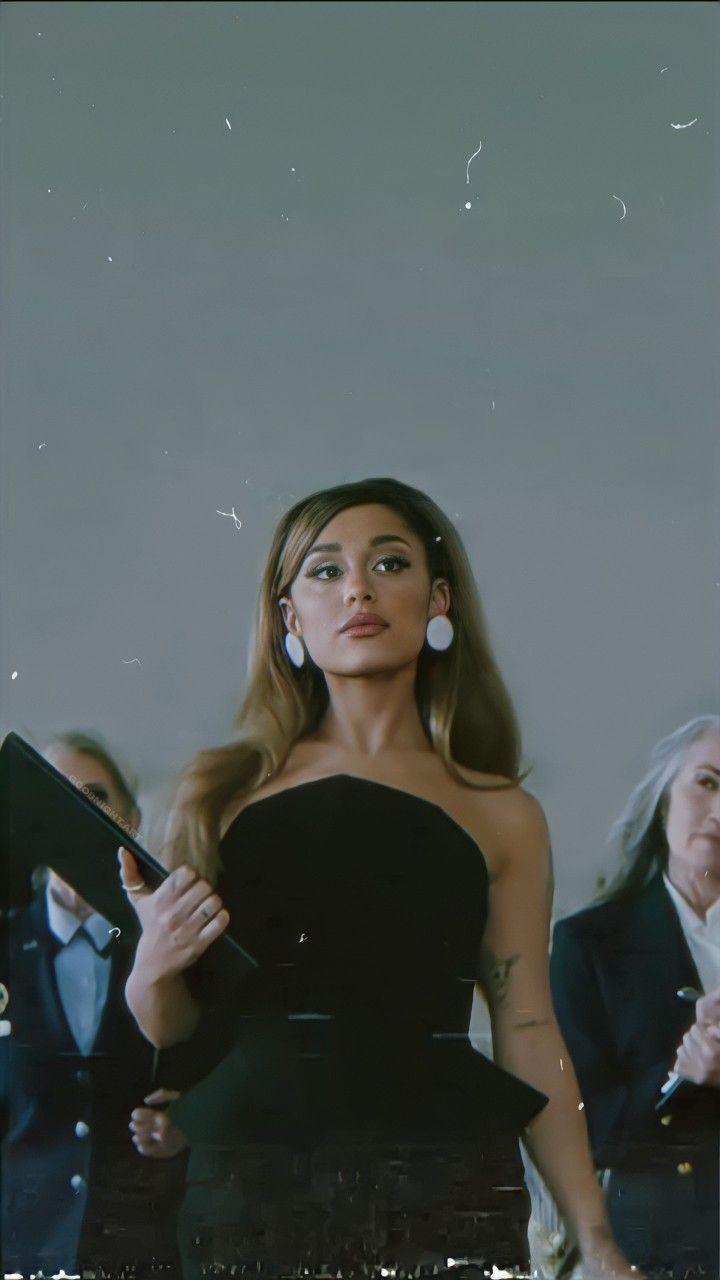 720x1280 ariana grande lockscreen. Ariana grande photohoot, Ariana grande lockscreen, Ariana grande