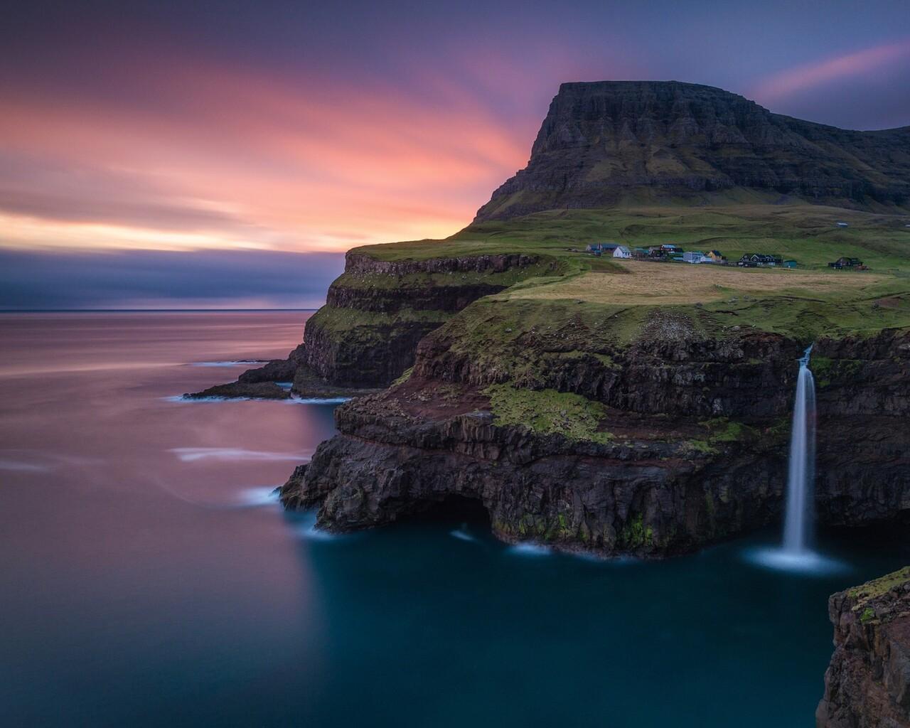 1280x1024 Múlafossur Waterfall HD Wallpaper