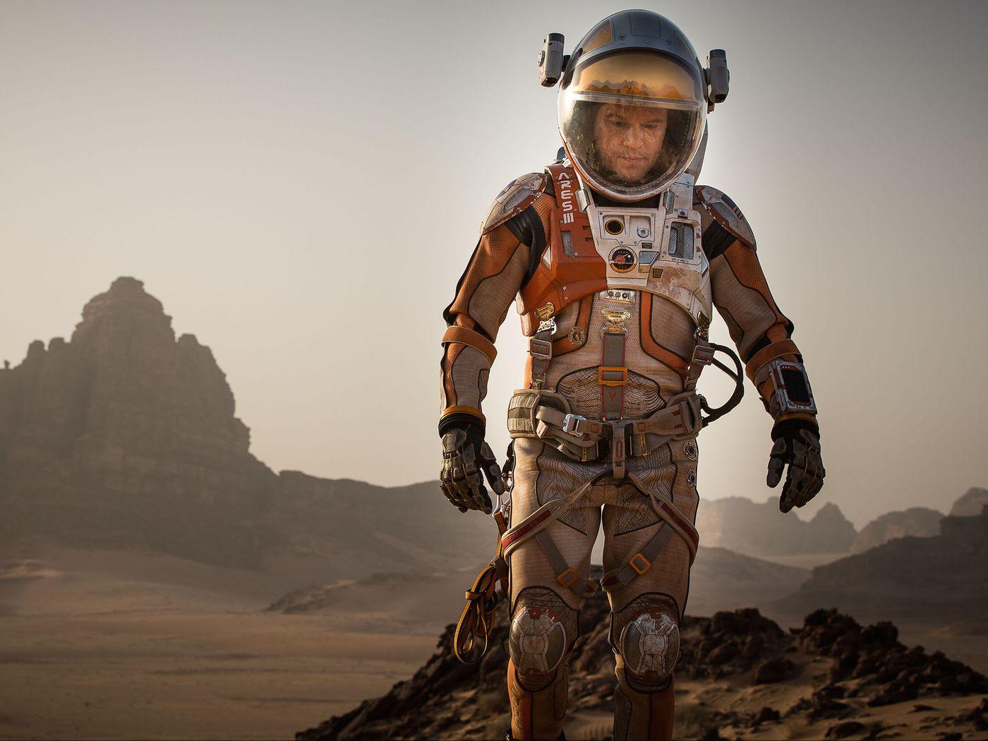 1400x1050 The Martian is a gorgeous film that asks us to laugh in the face of danger