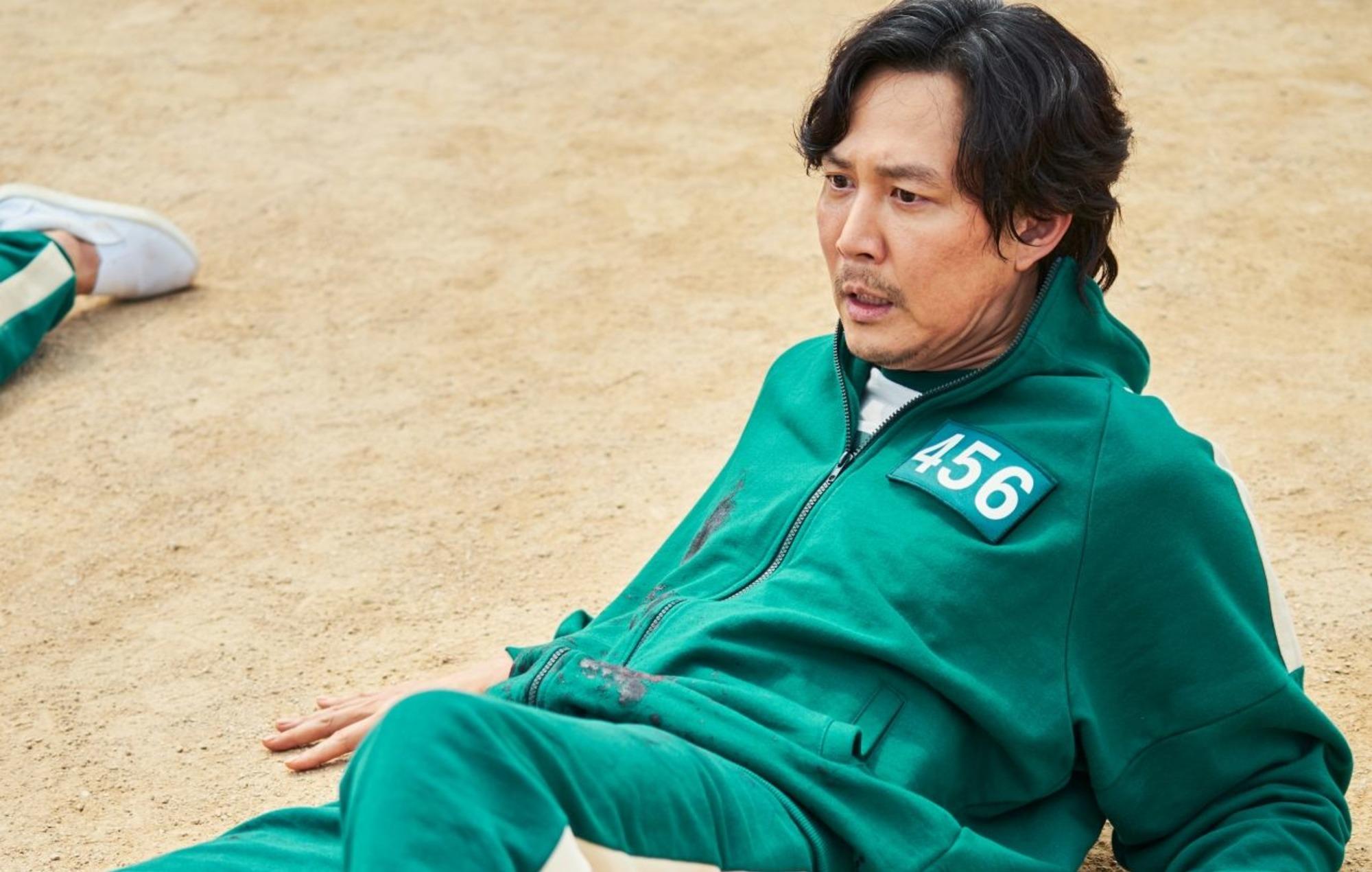 2000x1270 Lee Jung Jae On 'Squid Game''s Success: “I Can Feel The Popularity”