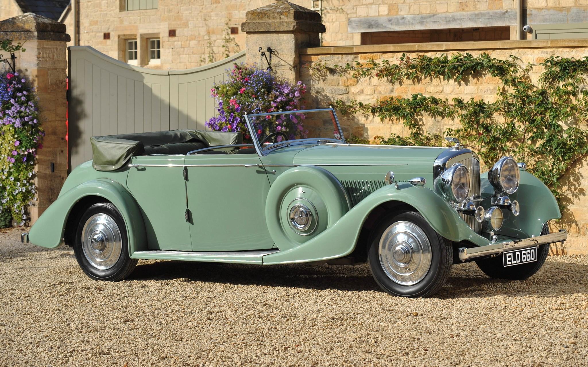 2048x1280 Quality Cool bentley