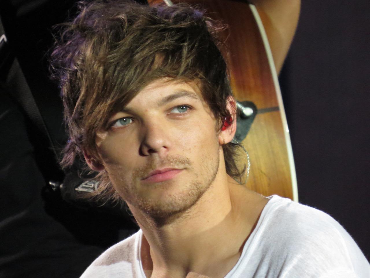1280x960 Louis Tomlinson Tomlinson Labios