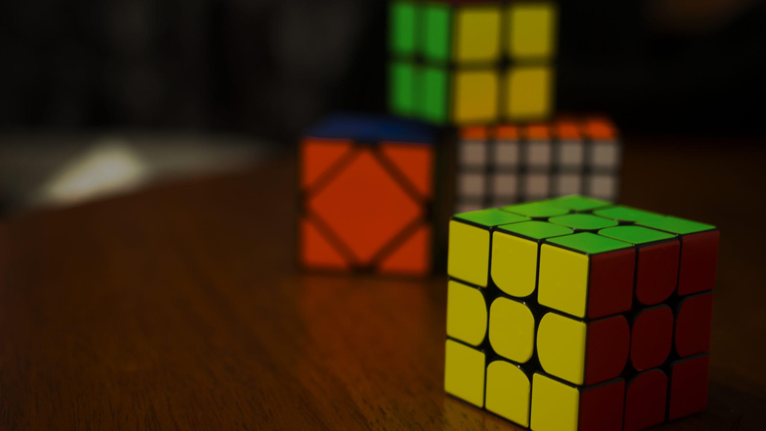 2560x1440 Rubik S Cube Wallpaper 1080p
