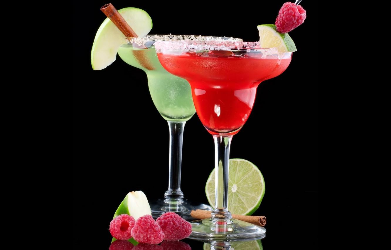 1332x850 Wallpaper raspberry, background, black, apple, Apple, glasses, cocktail, lime, drink, cinnamon, drinks, fruits, raspberry, cocktails image for desktop, section еда