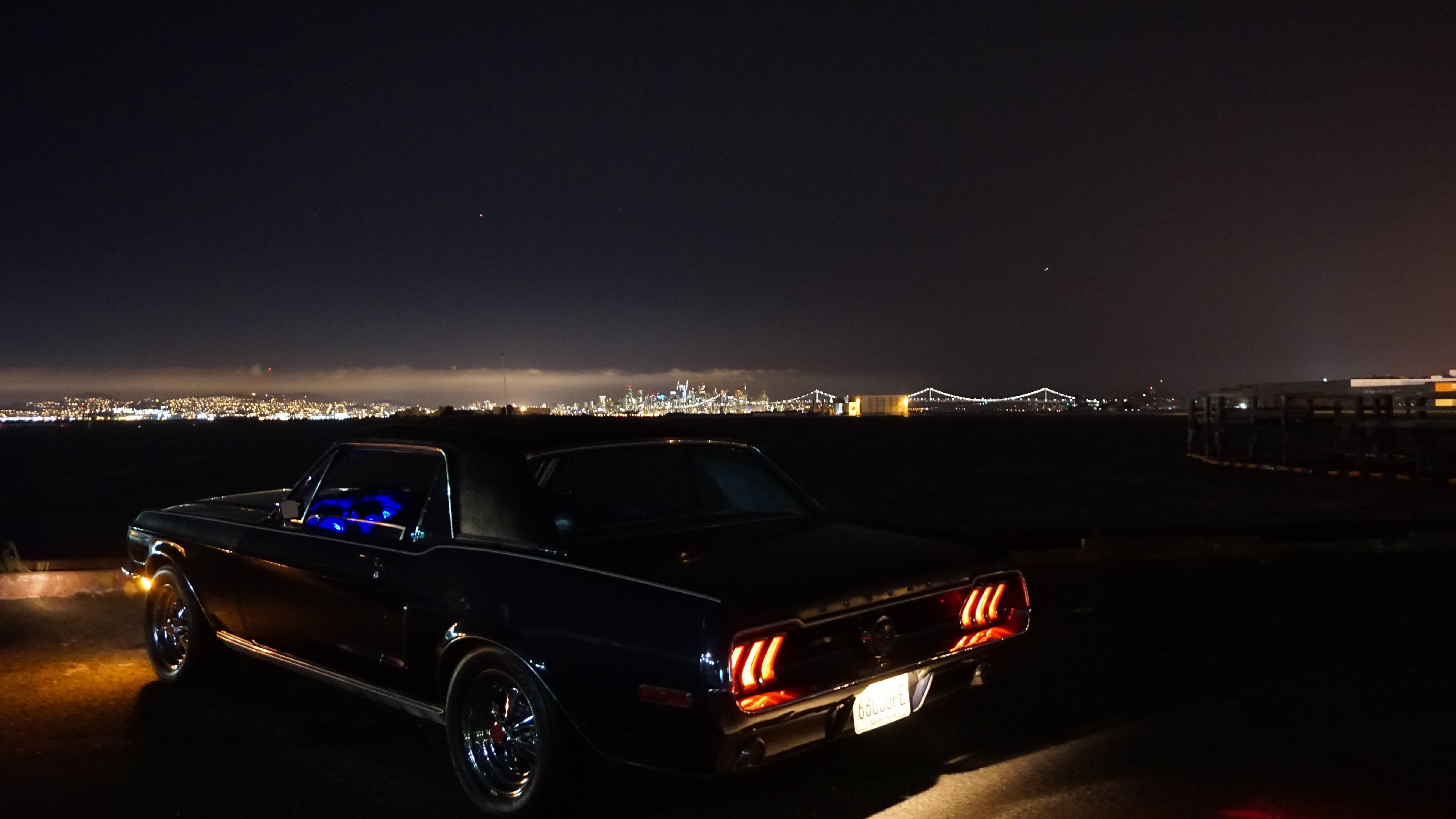 5332x3000 Classic Mustang At Night