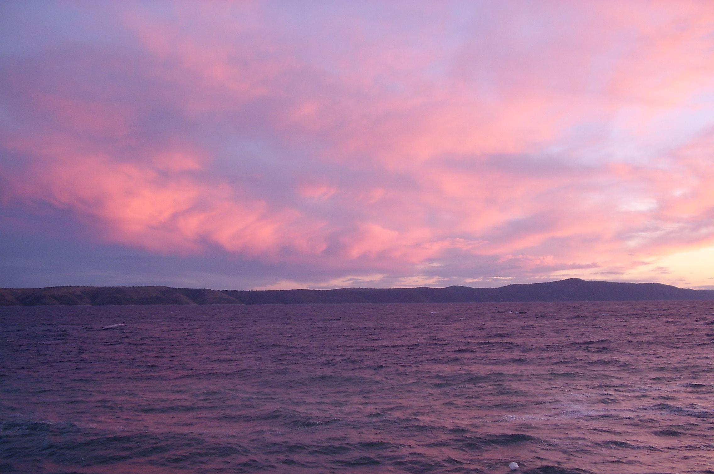 2272x1507 Aesthetic Purple Sunset Wallpaper Aesthetic Sunset And Pink Sunset