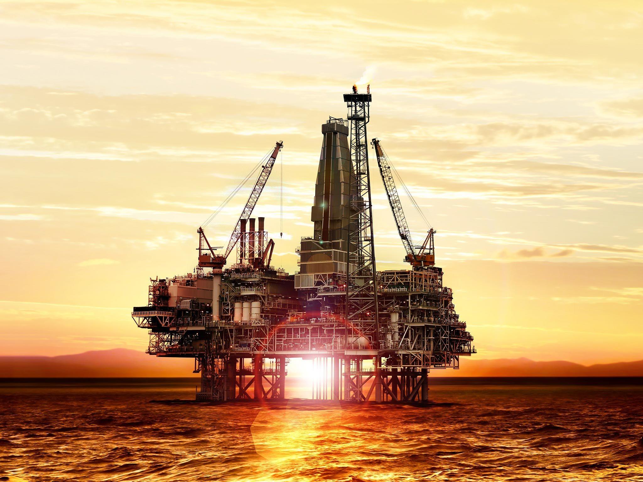 2048x1536 oilfield wallpaper, sky, drilling rig, vehicle, tower, construction equipment