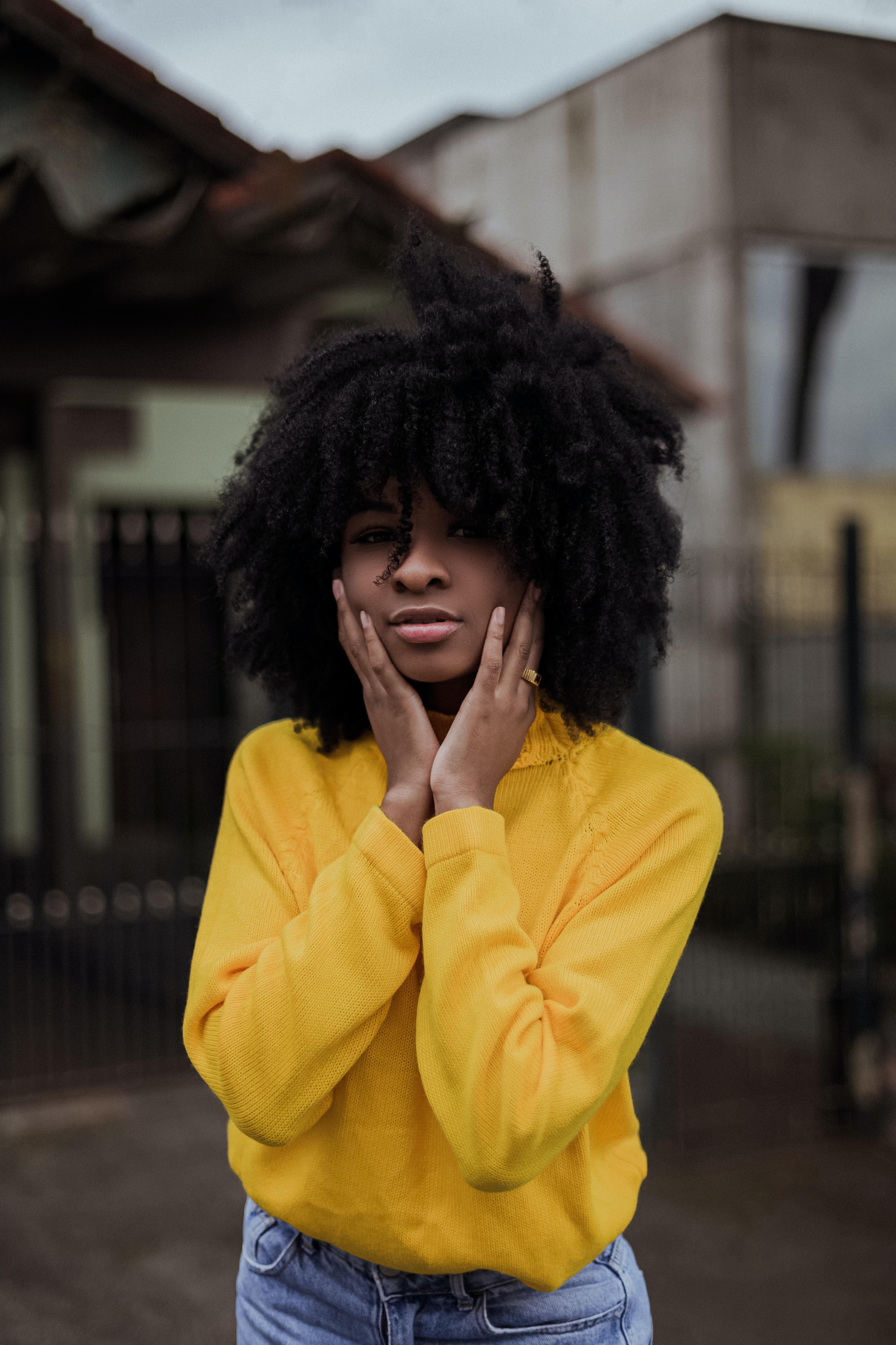 3648x5472 African American woman with Afro hairstyle · Free