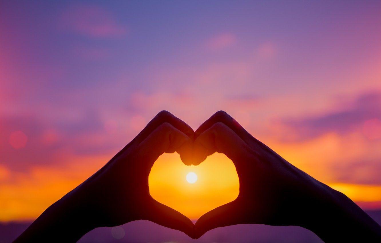 1332x850 Heart Sunset Wallpaper