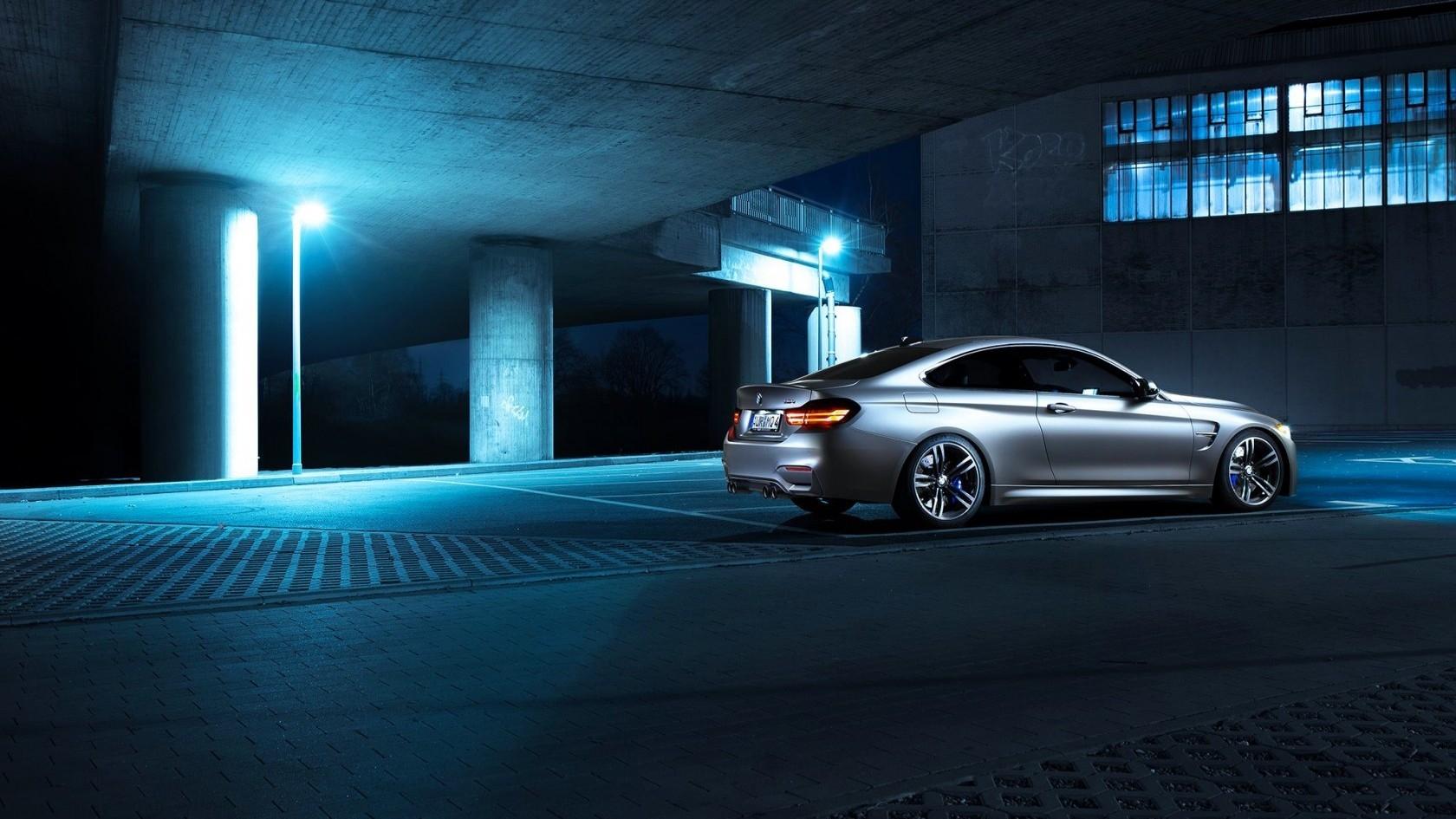 1680x945 Grey BMW M4 Coupe HD Wallpaper