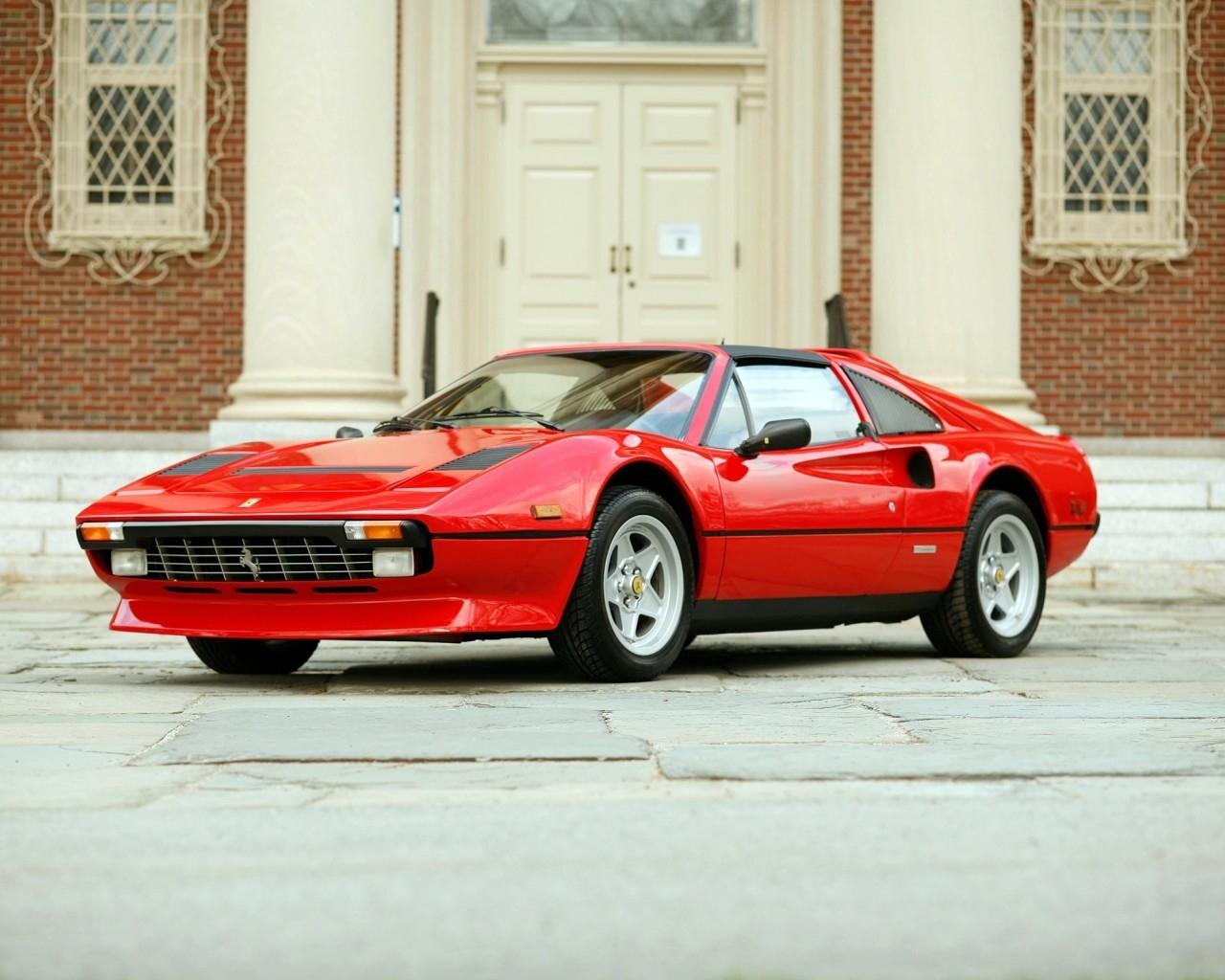 1280x1024 Old Ferrari 308 1280 x 1024 Wallpaper