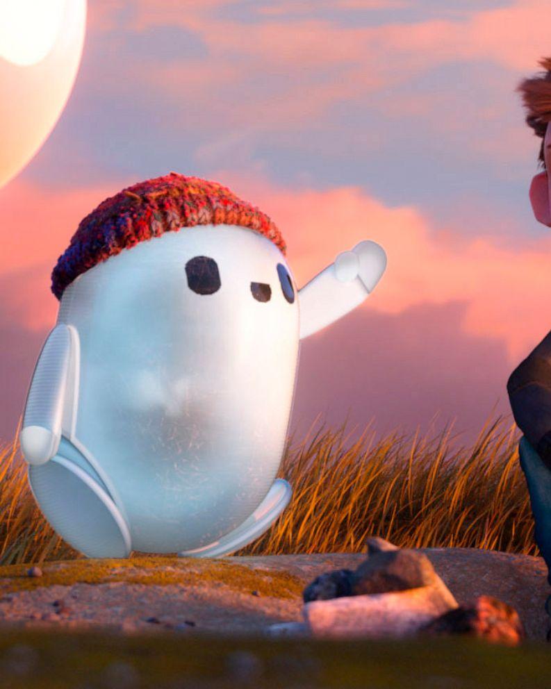 793x992 Review: 'Ron's Gone Wrong' has the movie code all jumbled