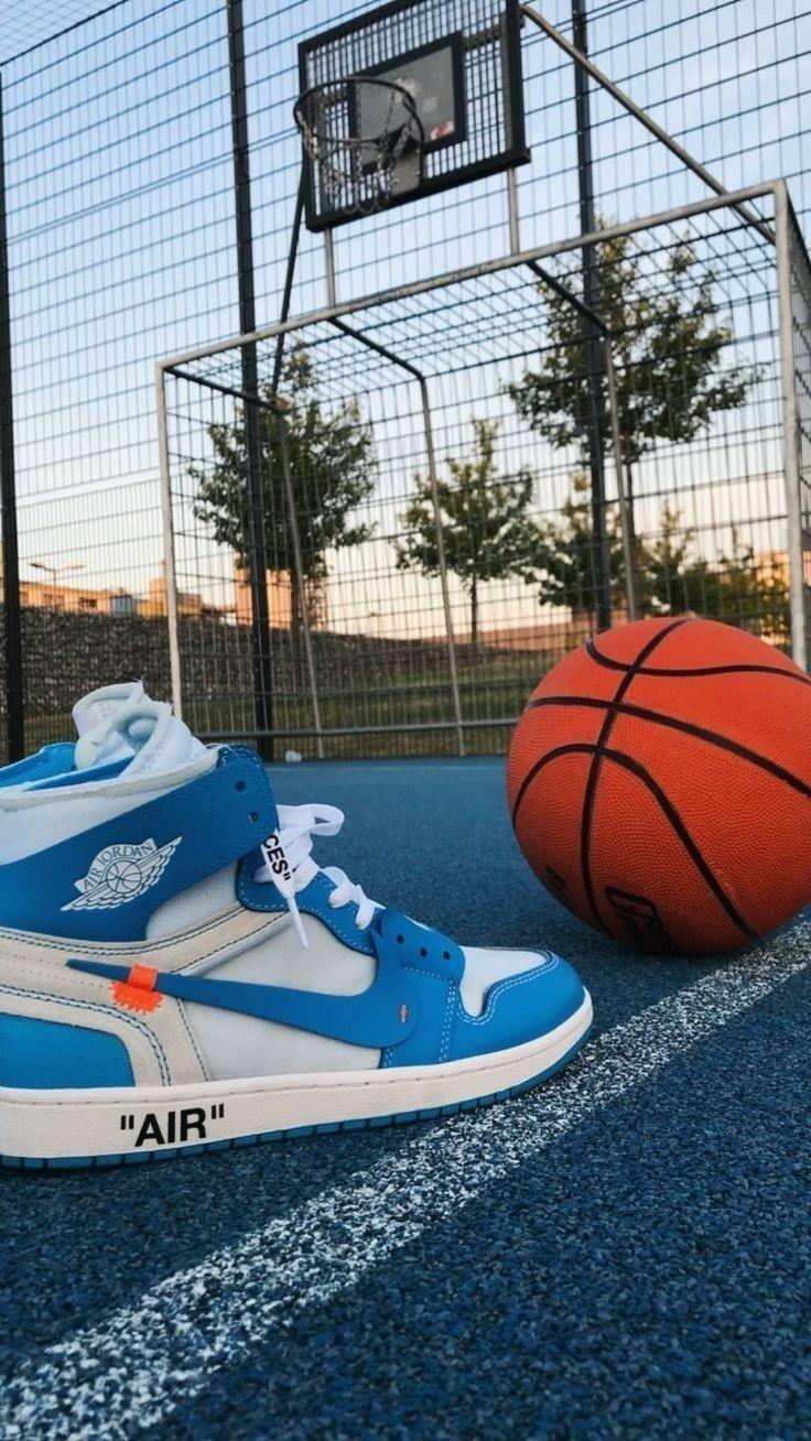736x1308 Mens Nike Air Jordans 1 Retro High Og X Off White Light Blue Sneakers Luxury Designer Trendy Sh. Fond d'écran téléphone, Photographie de sport, Photographie rétro