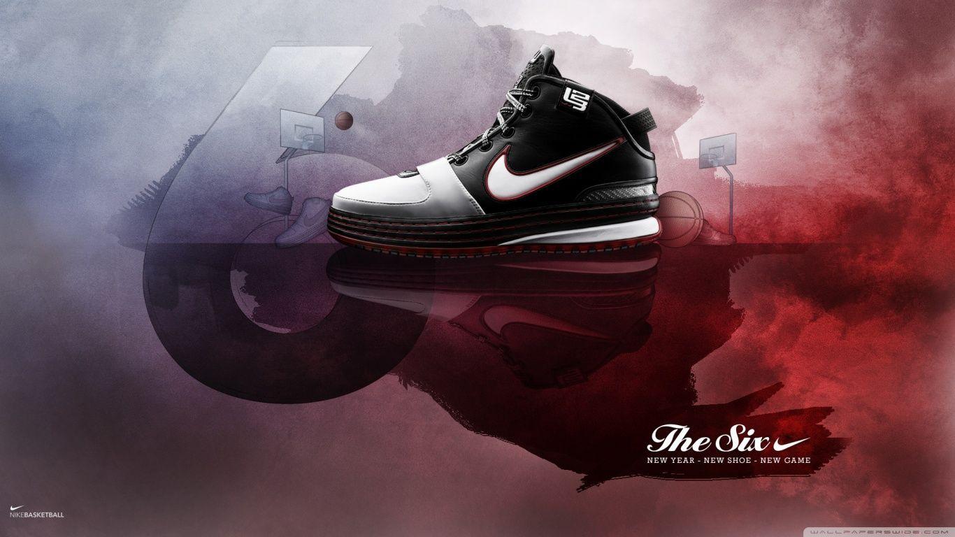 1366x768 Top Sneakers Wallpaper