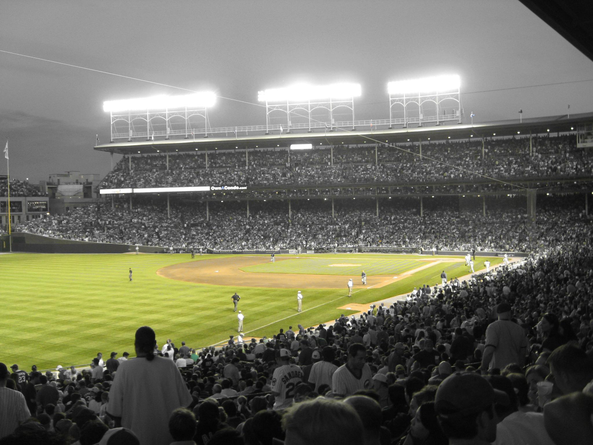 2048x1536 Remembering the first night game in Wrigley Field history