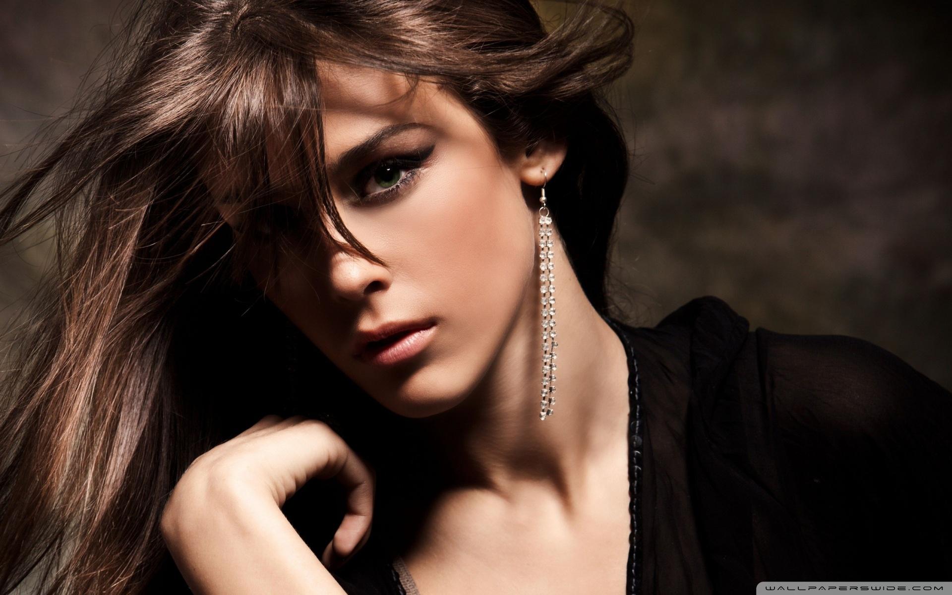 1920x1200 Woman With Green Eyes Ultra HD Desktop Background Wallpaper for 4K UHD TV : Tablet