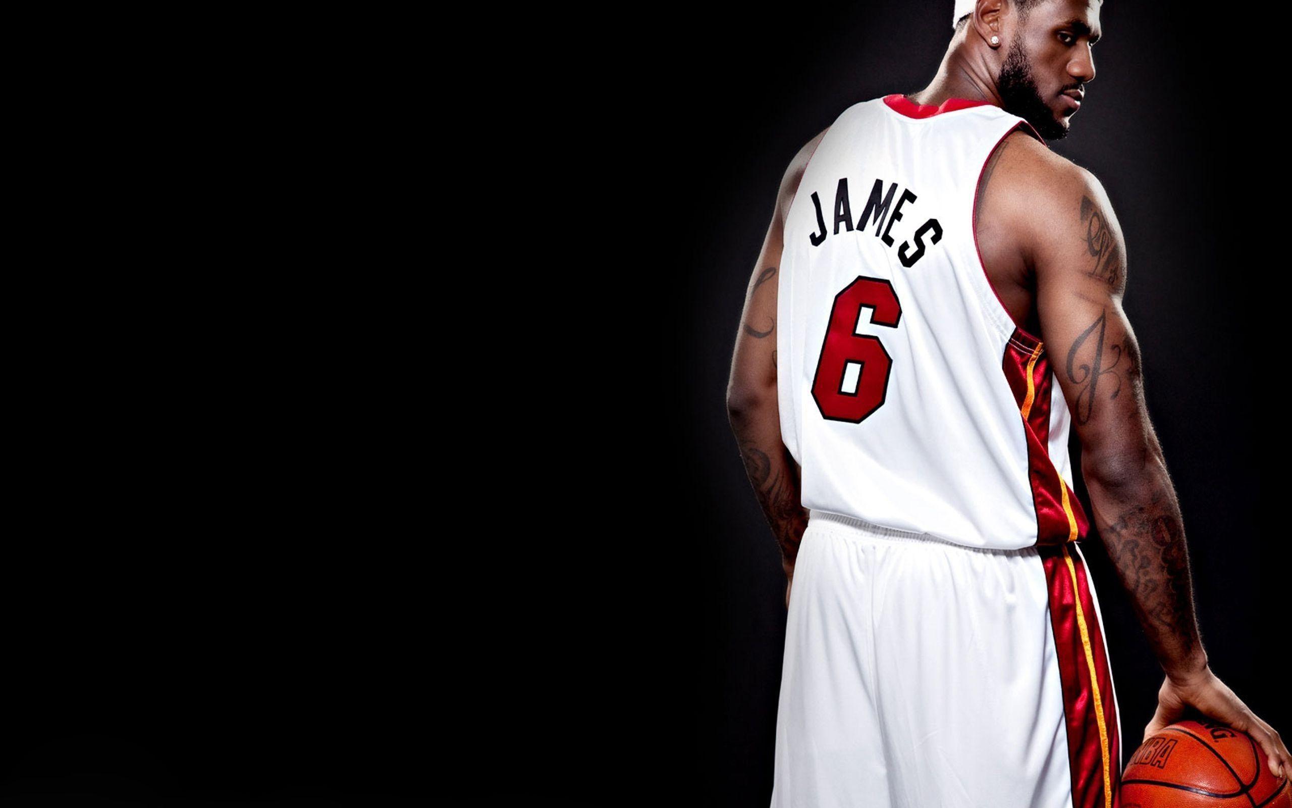 2560x1600 Lebron James Miami Heat Wallpaper 2016