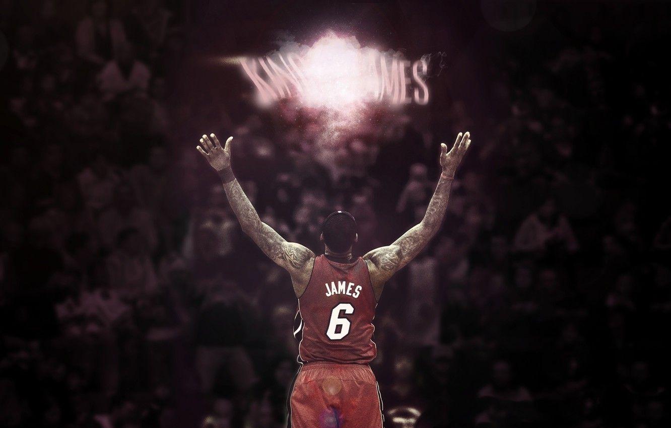 1332x850 King LeBron James Wallpaper