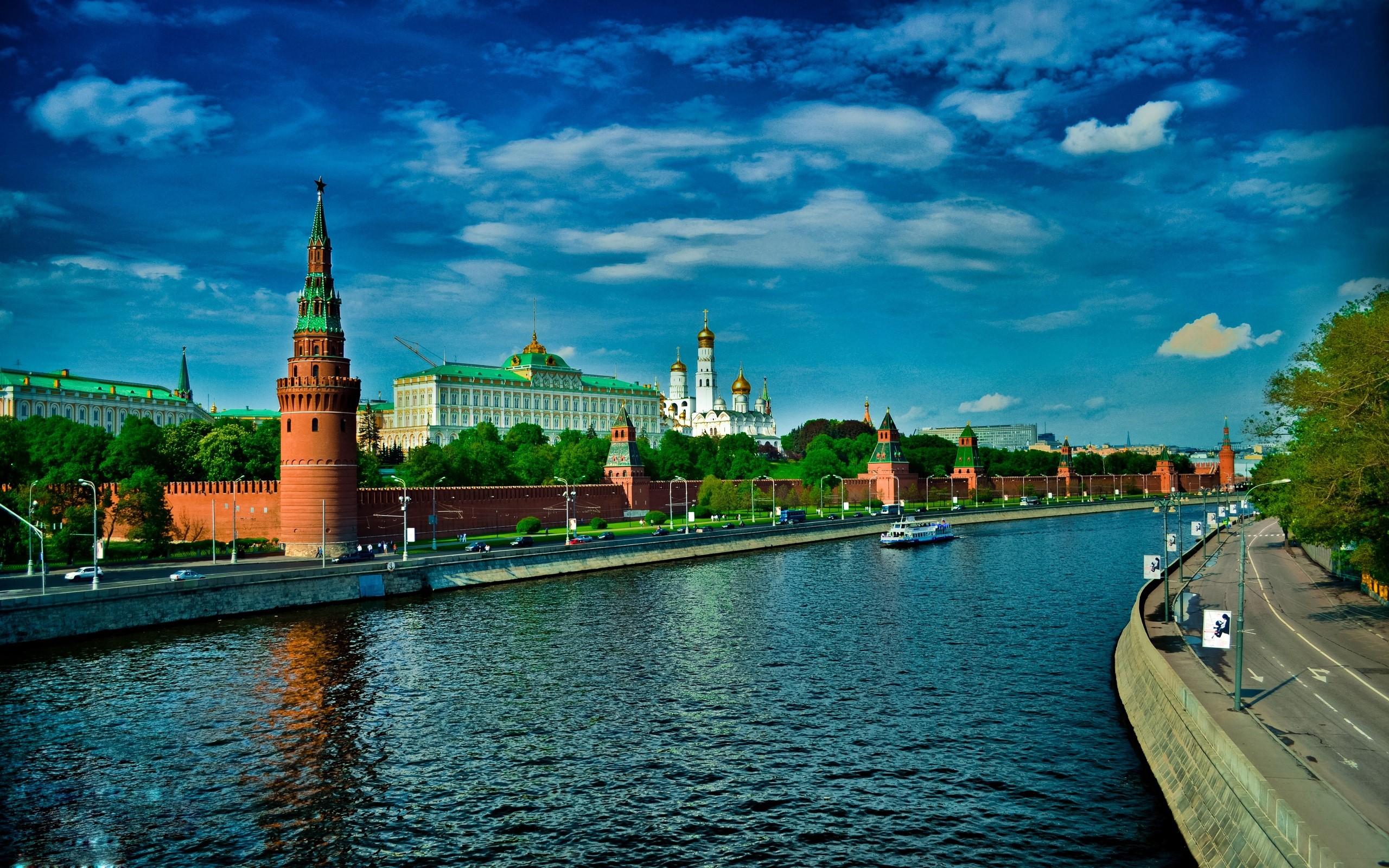 2560x1600 Moscow, Russia, Red square, Sky, River wallpaper