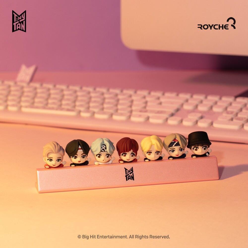 1000x1000 BTS MAGIC DOOR WIRELESS KEYBOARD MAGNET FIGURE, K Wave On Carousell