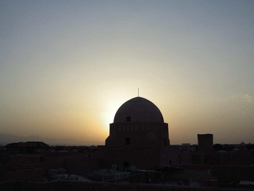 1024x768 Traditional Old Town Roofs Roofscape Dach Dächer Yazd Iran