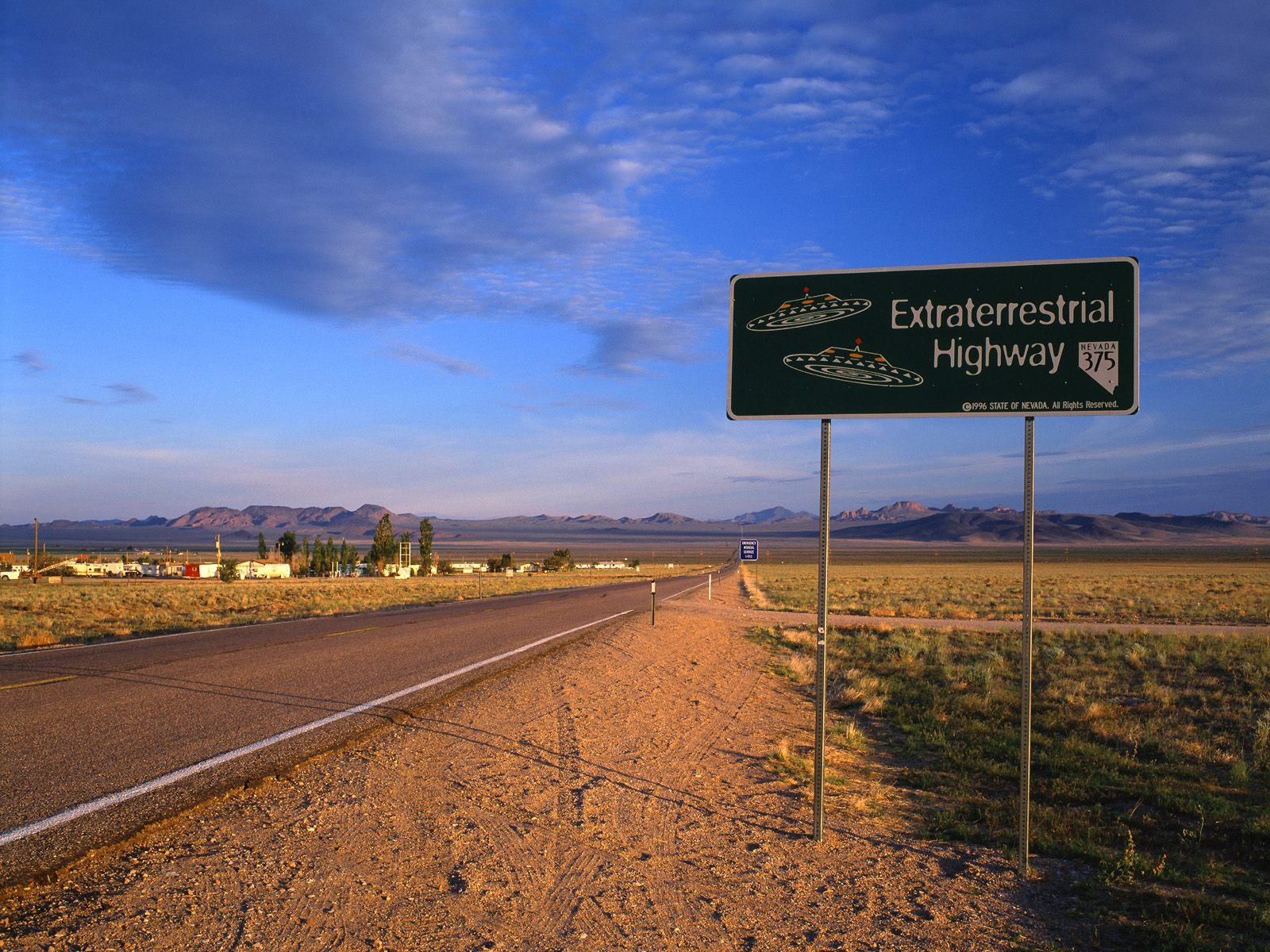 1600x1200 The ET Highway Rachel Nevada Roads And Paths